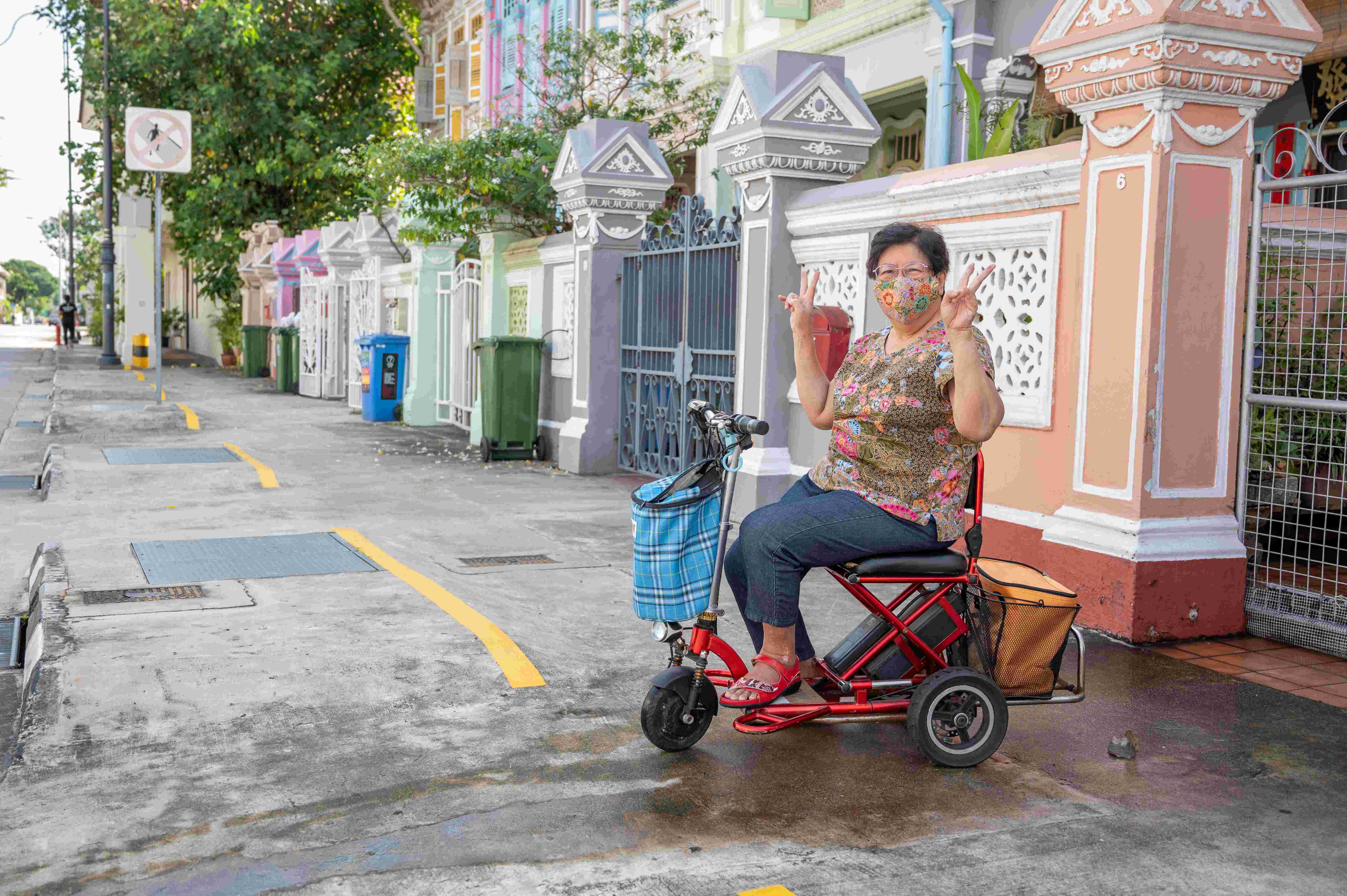 Mdm Loo by Lawrence Photography